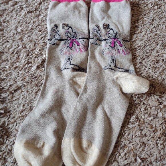 NEW ballerina themed socks - Bundle and save! - Picture 1 of 2